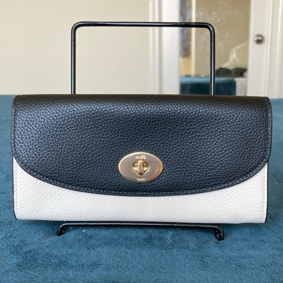Coach Slim Envelope Wallet In Colorblock black white turnlock closure - Picture 1 of 12